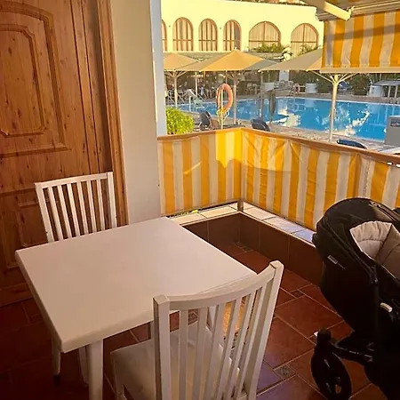 Marysol Accessible Cristianos Atlantic View 3* 아로나